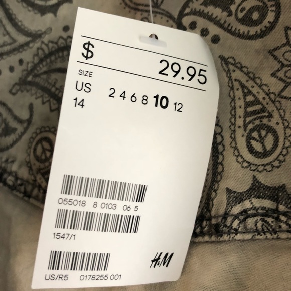 H&M Button-Up - Picture 2 of 5